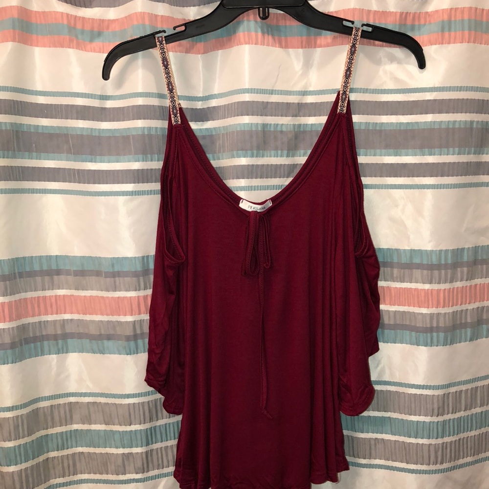 Cold shoulder top
